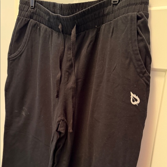 Baleaf Black XL Cropped Pants - Picture 3 of 5